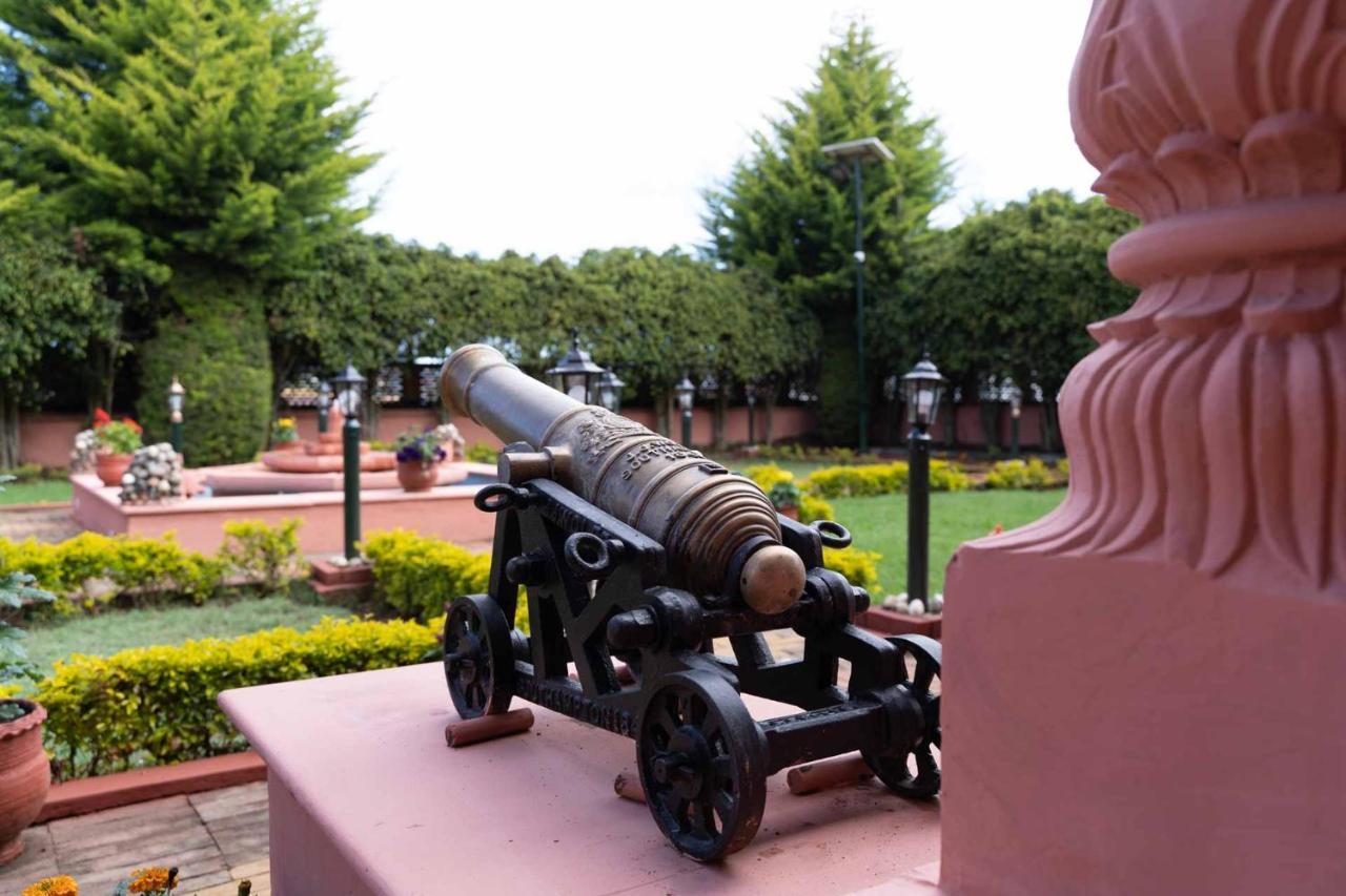 Stayvista At Pink Palace Rajasthani Decor Ooty Εξωτερικό φωτογραφία